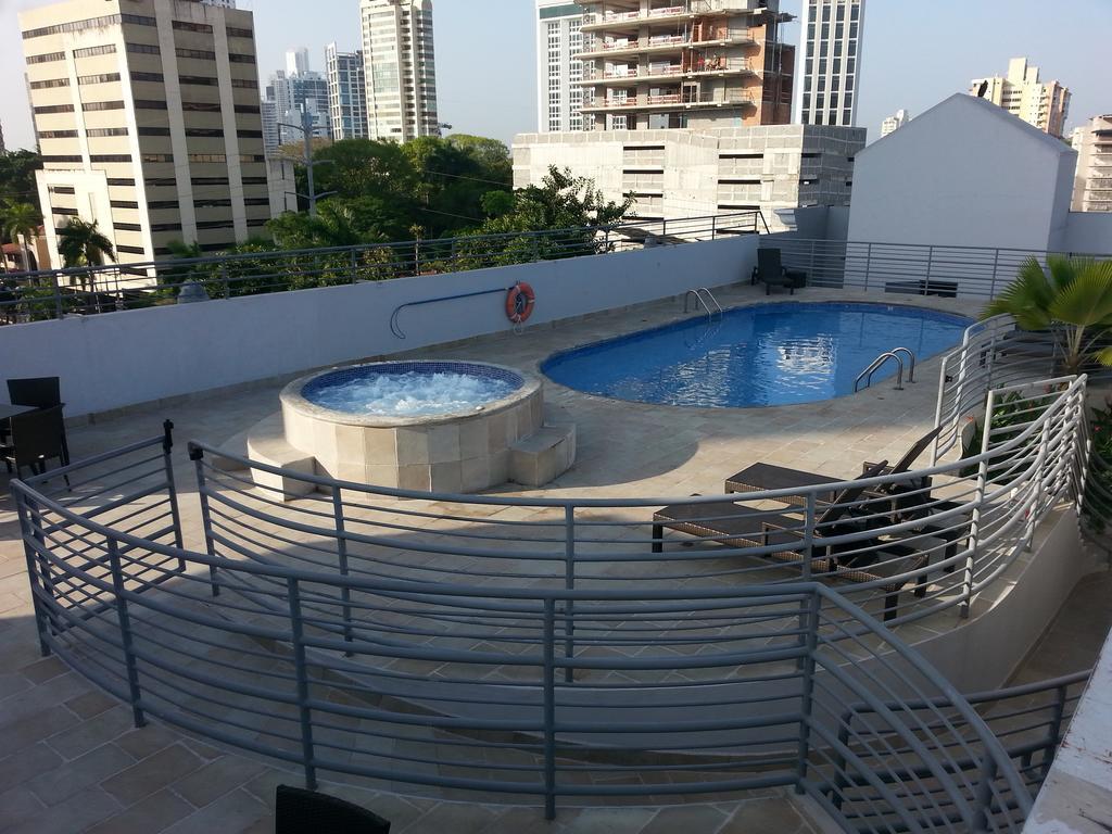 Doubletree By Hilton Panama City Exterior photo