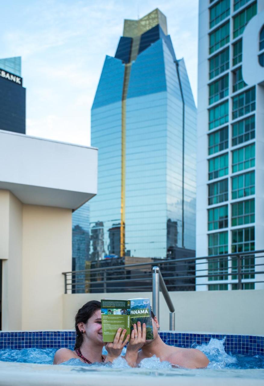 Doubletree By Hilton Panama City Hotel Exterior photo